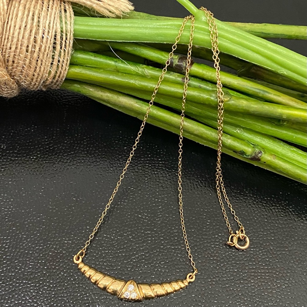 Vintage Gold-tone CZ Stone Crescent Bar Pendant 16” Necklace